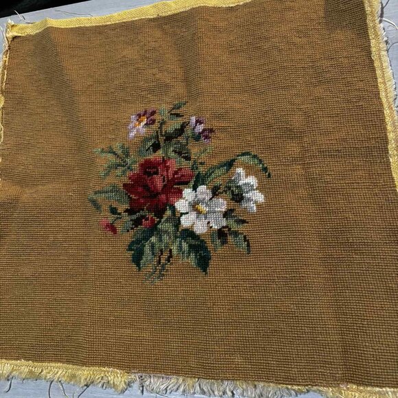 Vintage Needlepoint Chair Seat Cover - Floral - Rose - Picture 1 of 3